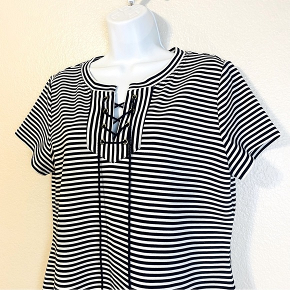 CAbi Nautical Stripped Captain Shift Dress Size M - Picture 3 of 9